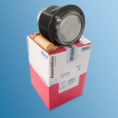 Original Mahle Kolben und Zylinder - Satz,  356/1600/S/C, 75 PS alle  61610390601, 5033790