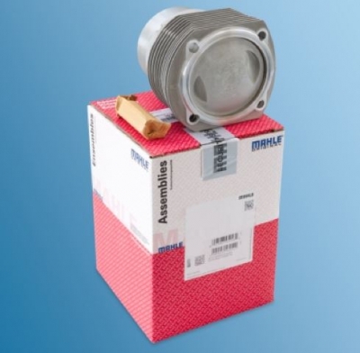 Original Mahle Motorsport piston/cylinder set for Porsche 911 ST, from 2,4L to 2,5L, ø86,7, set     91110394400