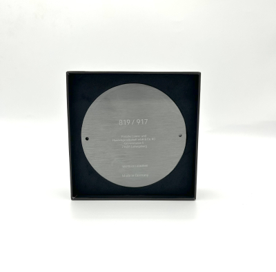 Preview: ECKB005 Porsche Badge Kühlergrill – 917 MARTINI RACING WAP0508100M0MR