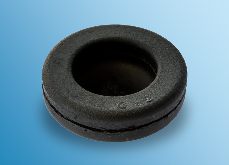 Rubber grommet for Porsche 911  90157314300